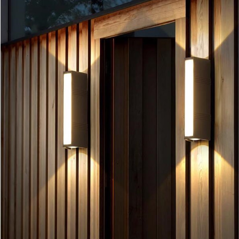 Up Down Strip LED Wall Light 1 - đánh giá và giá Outdoor Lighting No Wiring